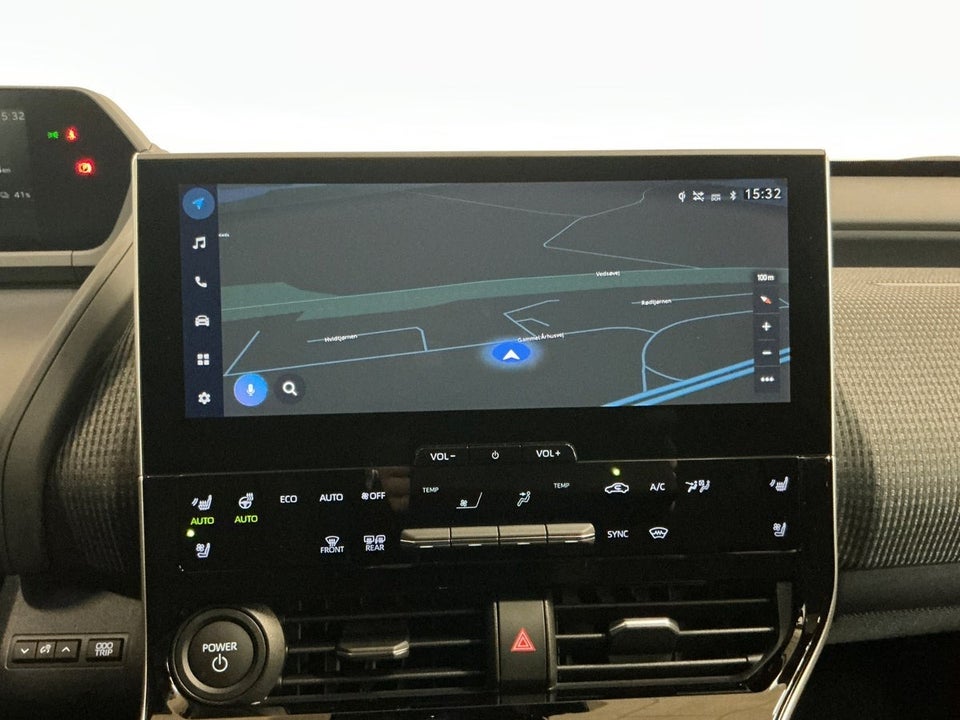 Toyota bZ4X Executive 5d