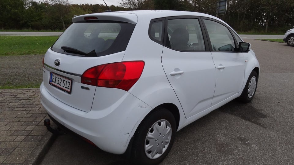 Kia Venga 1,4 CVVT Attraction 5d