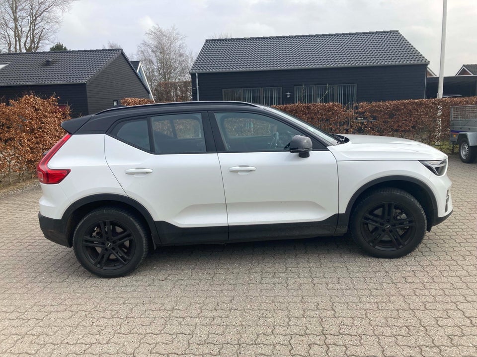 Volvo XC40 ReCharge Twin Plus 5d