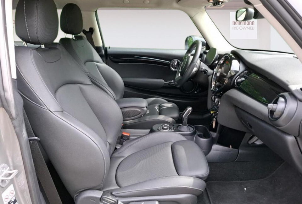 MINI Cooper SE Classic Trim 3d