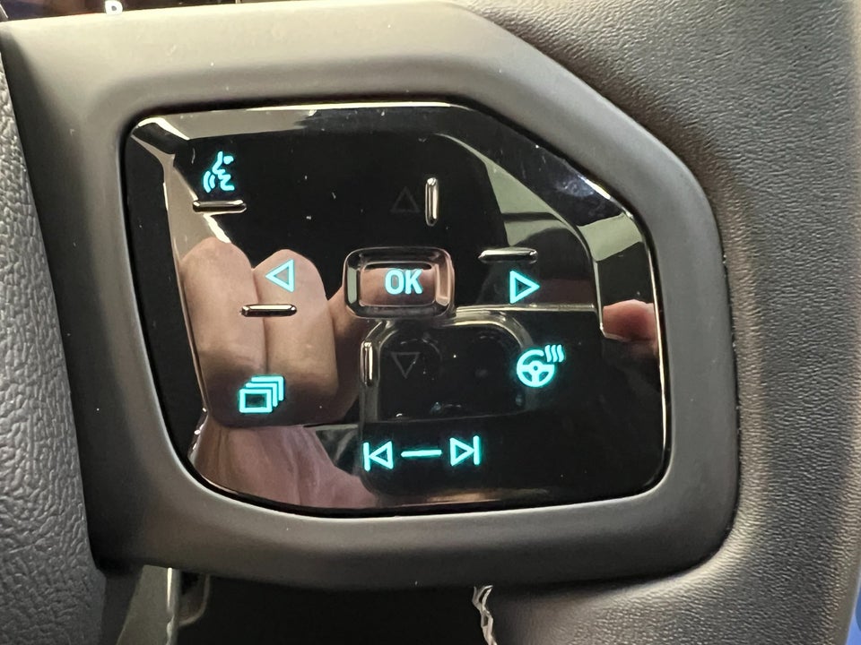 Ford Explorer 77 Premium Extended Range 5d