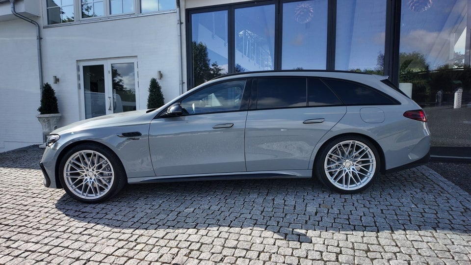 Mercedes E53 3,0 AMG Hybrid stc. aut. 4Matic+ 5d