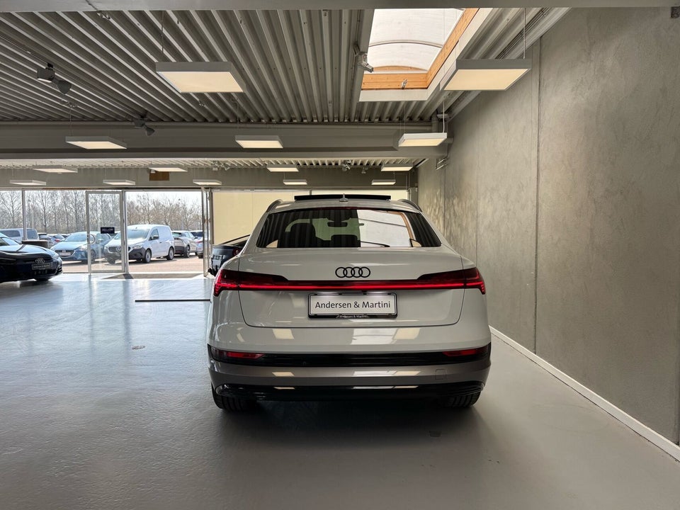 Audi e-tron 55 Advanced Sportback quattro 5d
