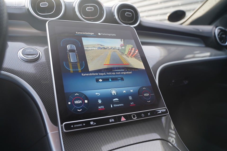 Mercedes C220 d 2,0 AMG Line stc. aut. 5d