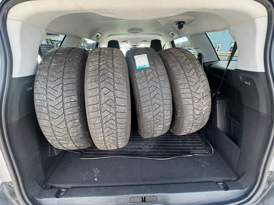 Peugeot 5008 1,5 BlueHDi 130 Allure 7prs 5d