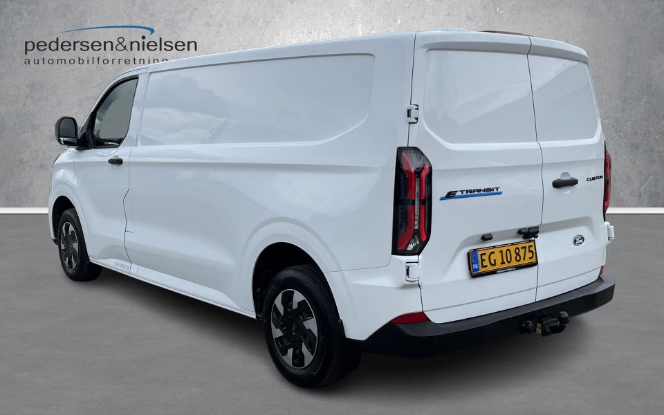 Ford E-Transit Custom 320L 64 Trend
