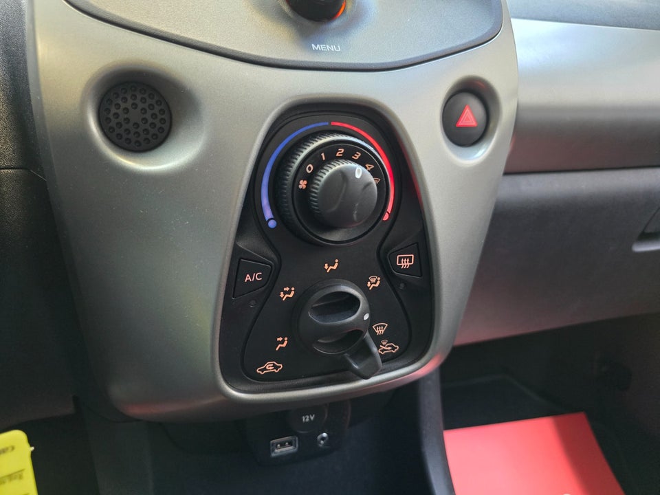 Peugeot 108 1,0 VTi 69 Active ESG 5d