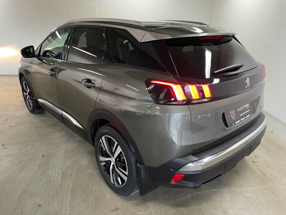 Peugeot 3008 1,6 BlueHDi 120 Allure EAT6 5d