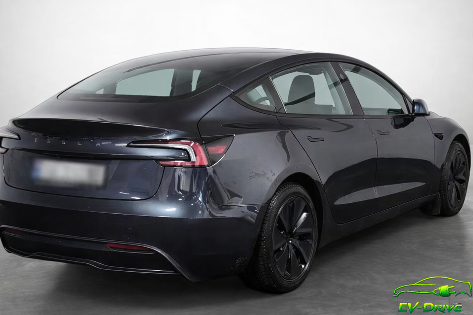 Tesla Model 3 RWD 4d