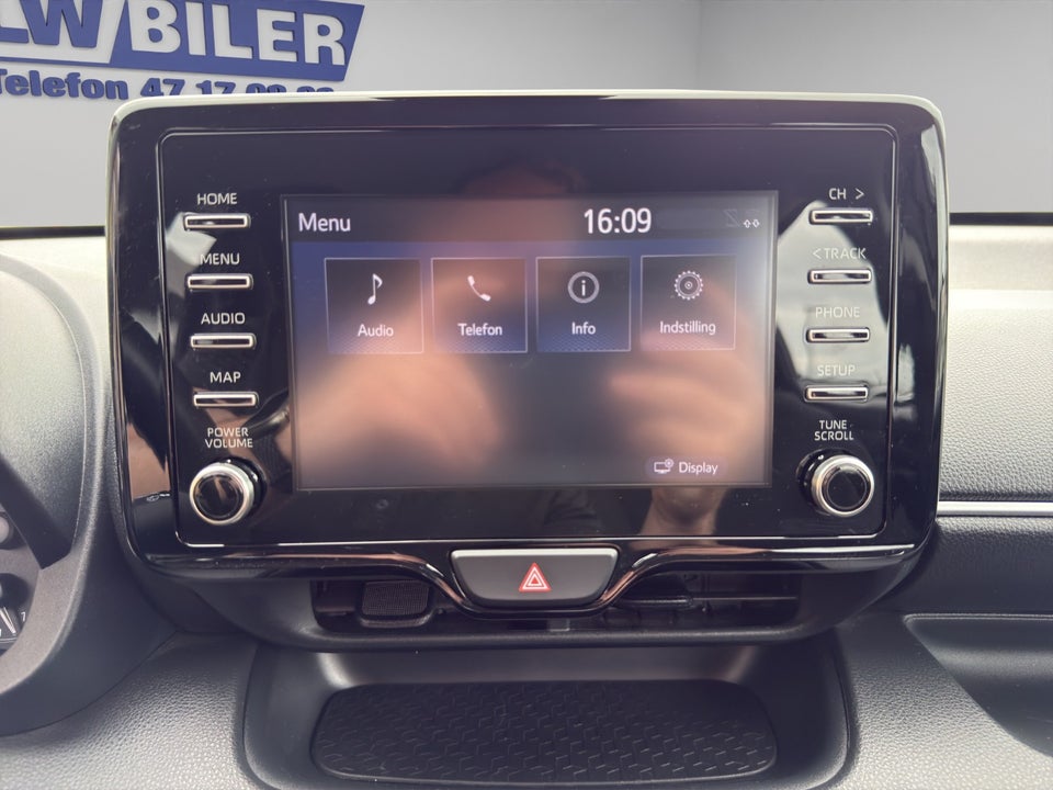 Toyota Yaris 1,0 Active 5d