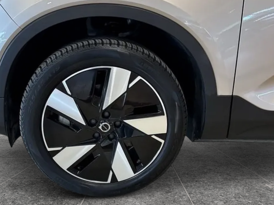 Volvo XC40 P6 ReCharge Plus 5d