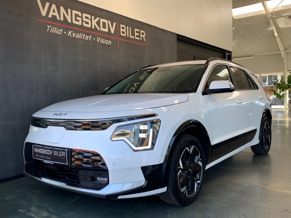 Kia Niro 64 EV Upgrade 5d
