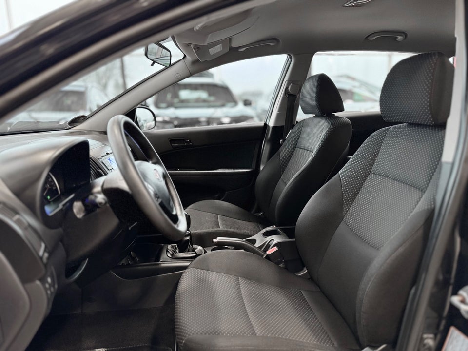 Hyundai i30 1,6 CRDi 90 Comfort CW 5d