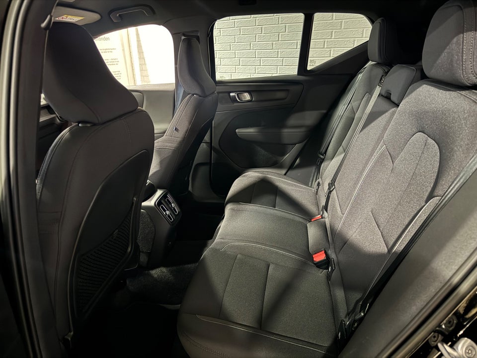 Volvo XC40 P6 ReCharge Core 5d