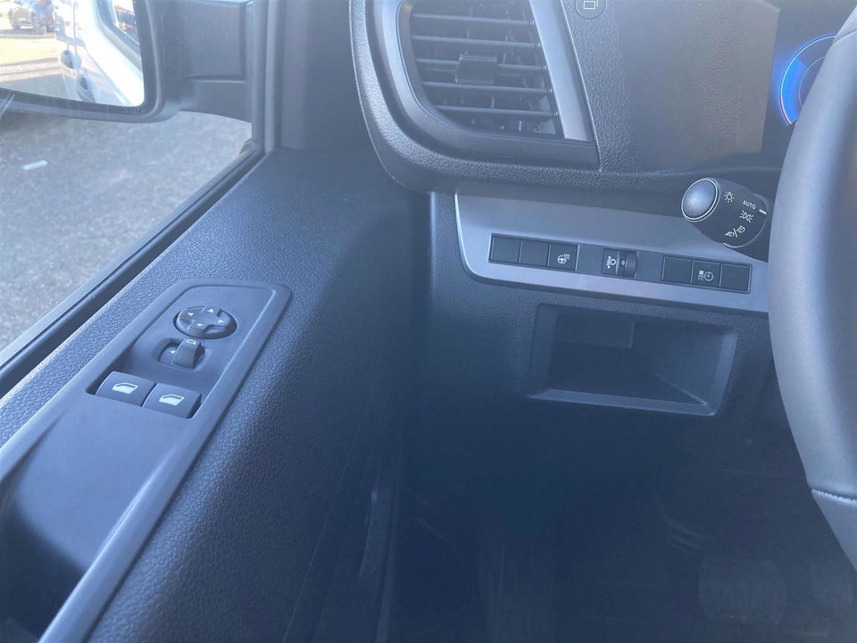 Toyota ProAce 2,0 D 144 Long Comfort Master aut. 4d