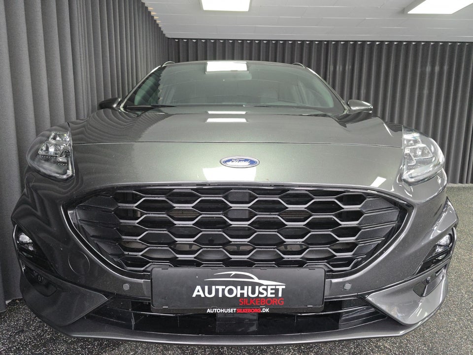 Ford Kuga 2,5 PHEV ST-Line X CVT 5d