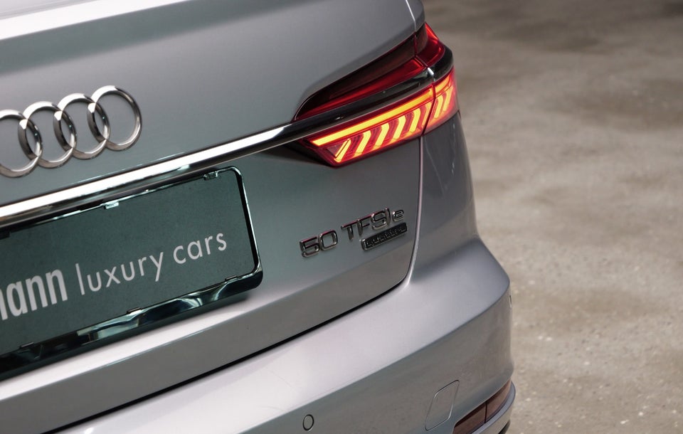 Audi A6 50 TFSi e Sport quattro S-tr. 4d