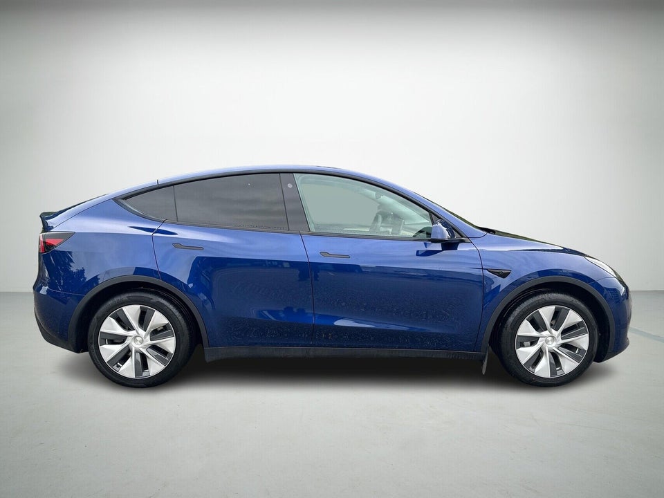 Tesla Model Y RWD 5d