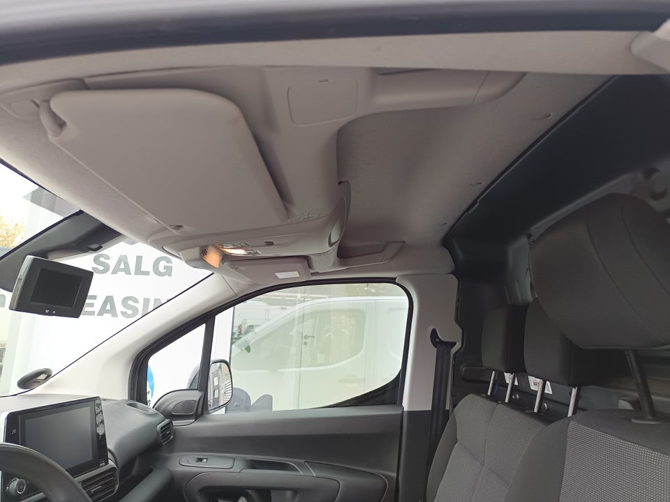 Toyota ProAce City 1,5 D 102 Medium Comfort 4d