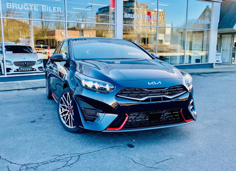 Kia ProCeed 1,6 T-GDi GT DCT 5d