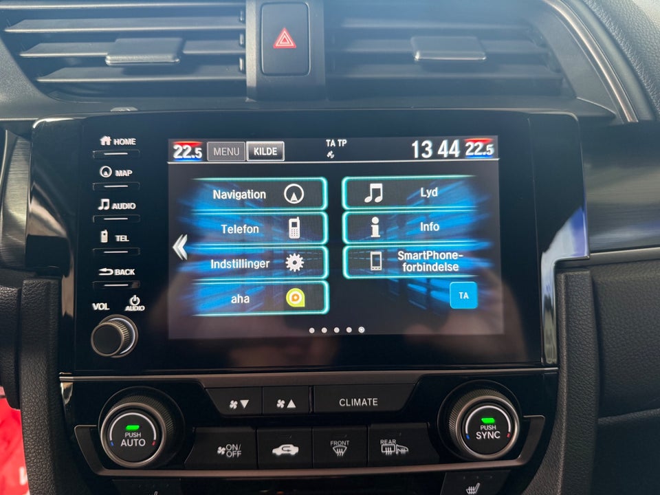 Honda Civic 1,0 VTEC Turbo Elegance CVT 5d