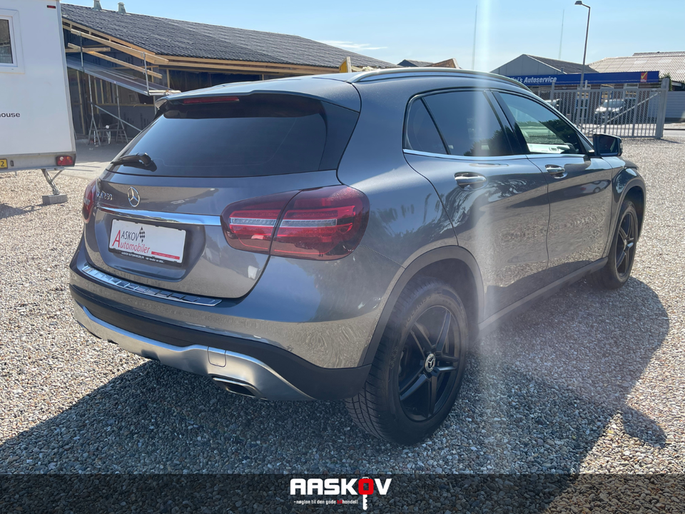 Mercedes GLA250 2,0 aut. 5d