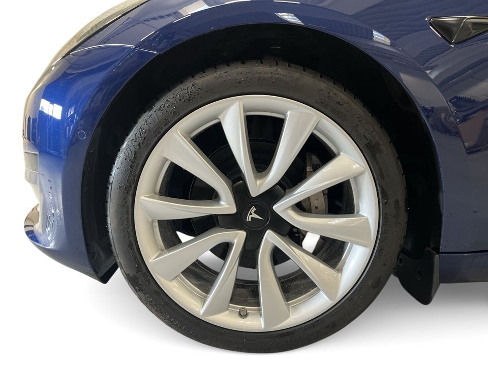 Tesla Model 3 Standard Range+ RWD 4d