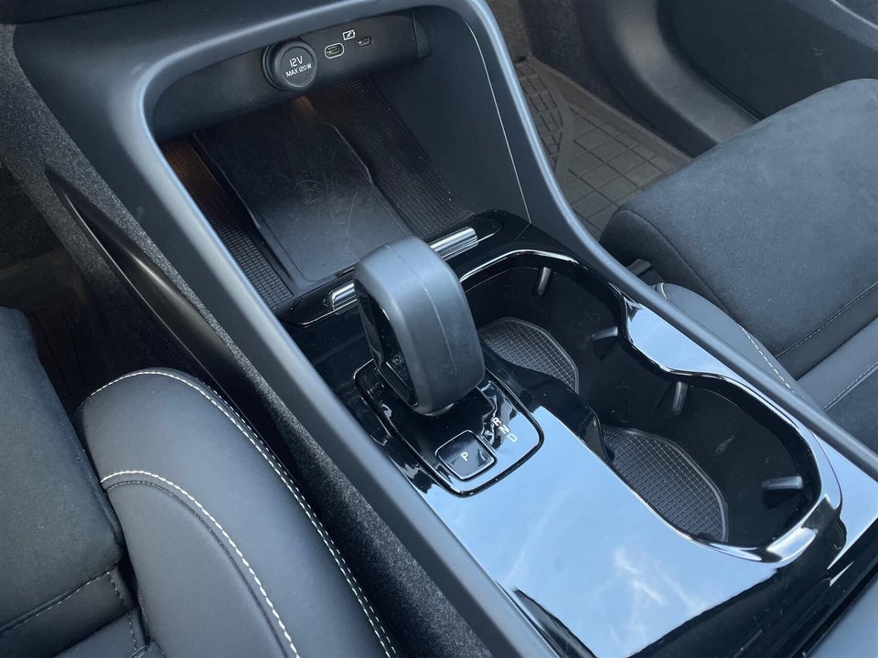 Volvo XC40 ReCharge Twin Ultimate 5d
