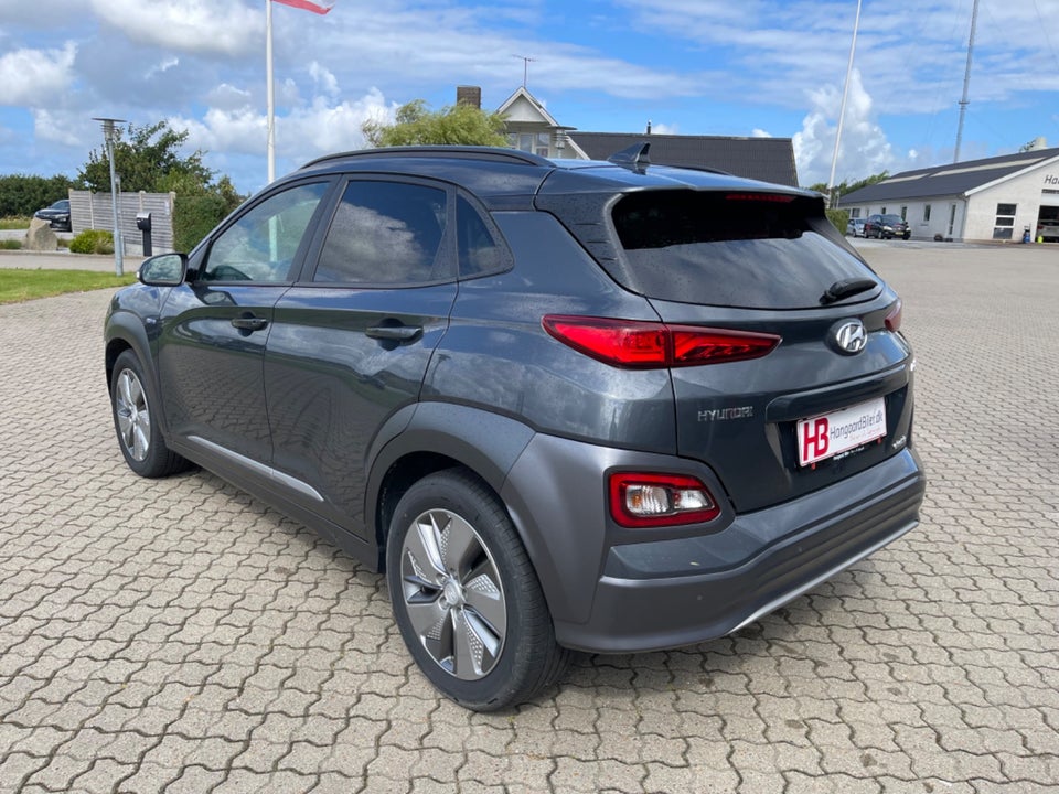 Hyundai Kona 64 EV Premium 5d