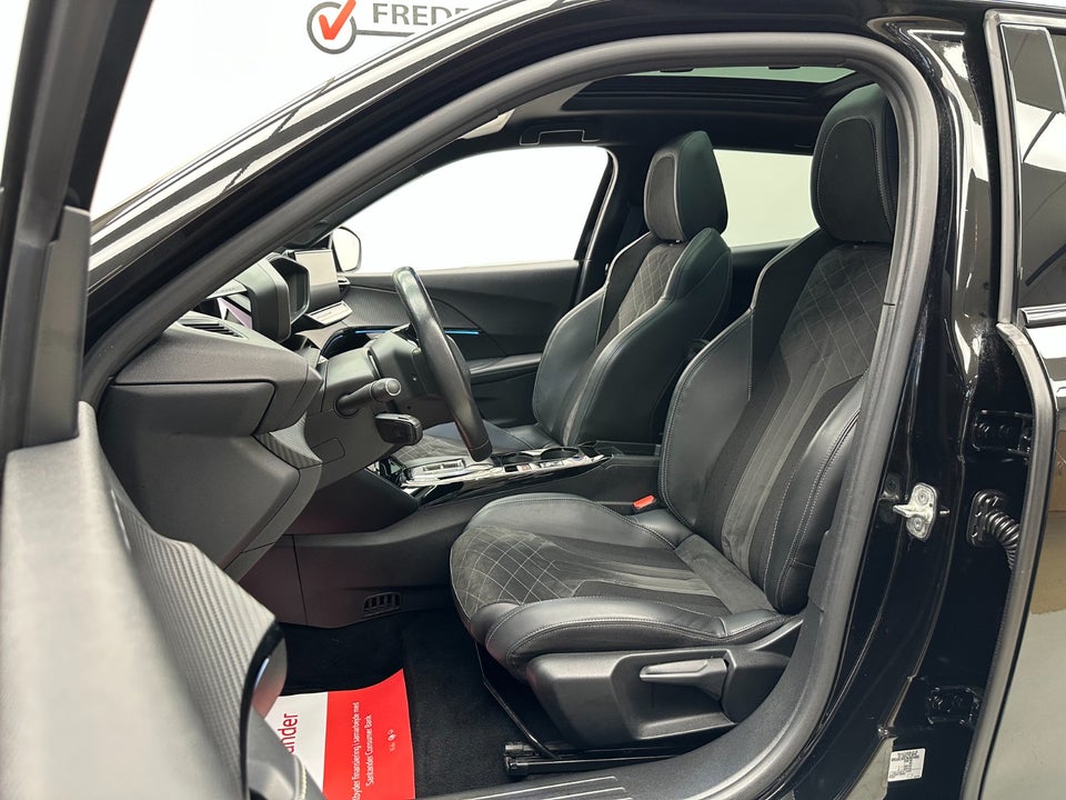 Peugeot e-2008 50 GT Pack 5d