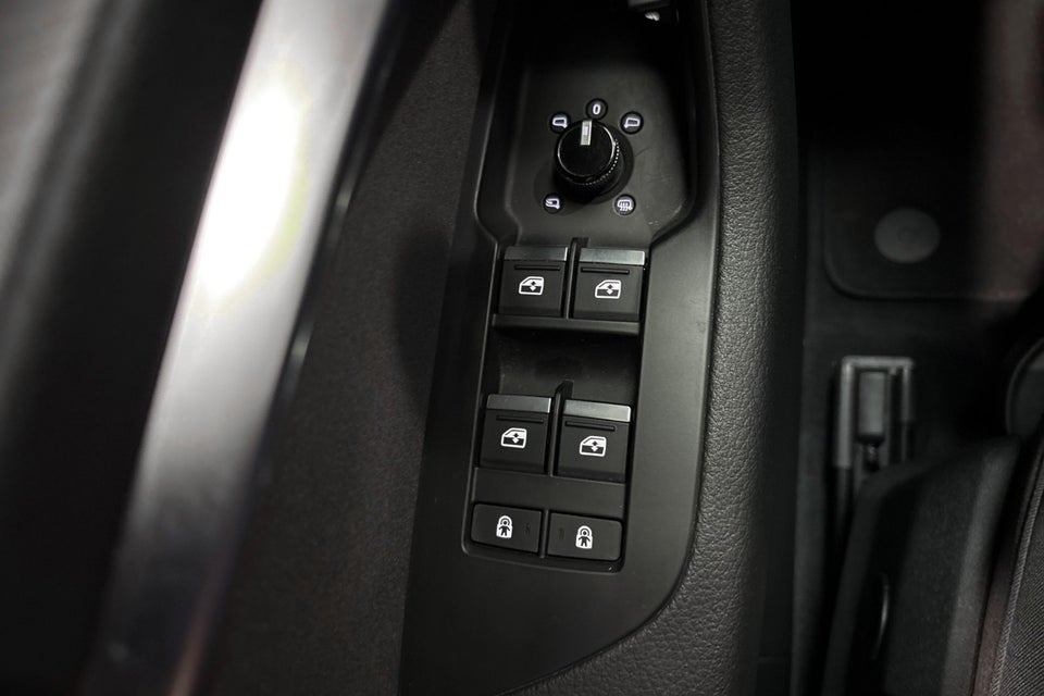 Audi A6 50 TFSi e Sport quattro S-tr. 4d