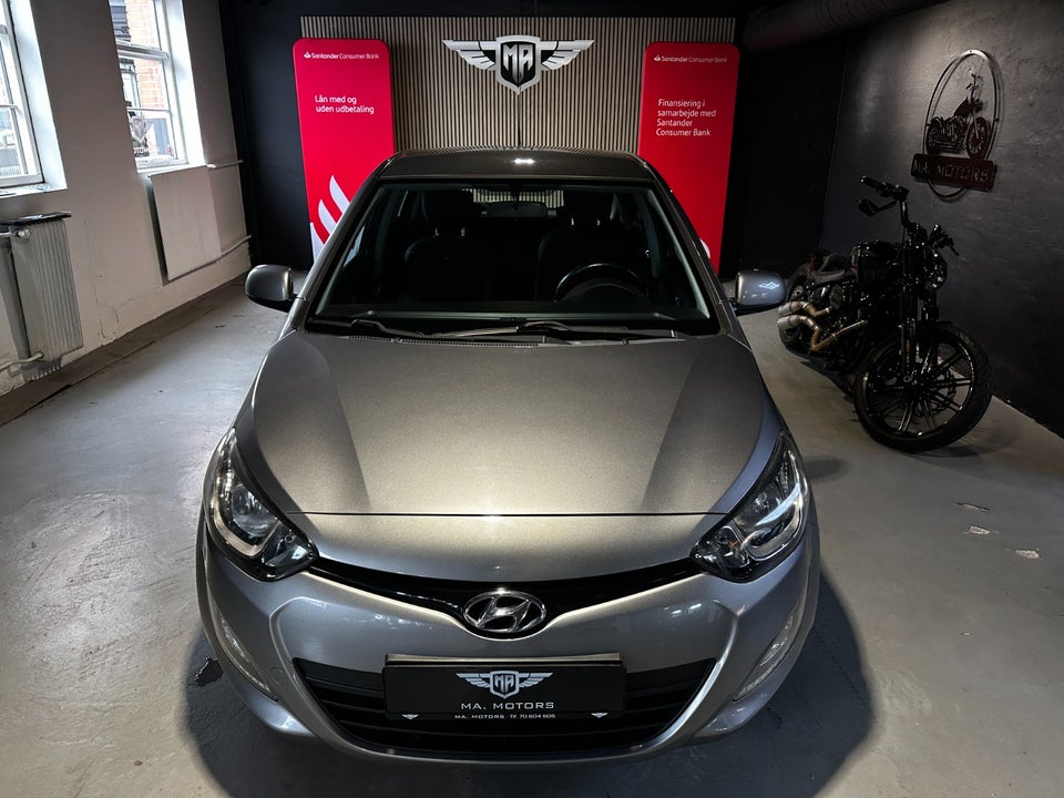 Hyundai i20 1,25 Classic XTR 5d