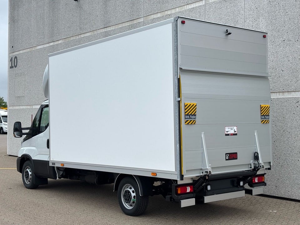 Iveco Daily 3,0 35S18 4100mm Alukasse m/lift AG8