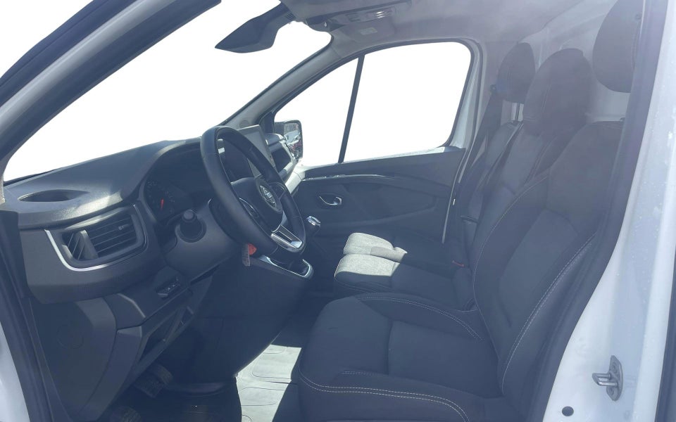 Nissan Primastar 2,0 dCi 150 L2H1 N-Connecta Van