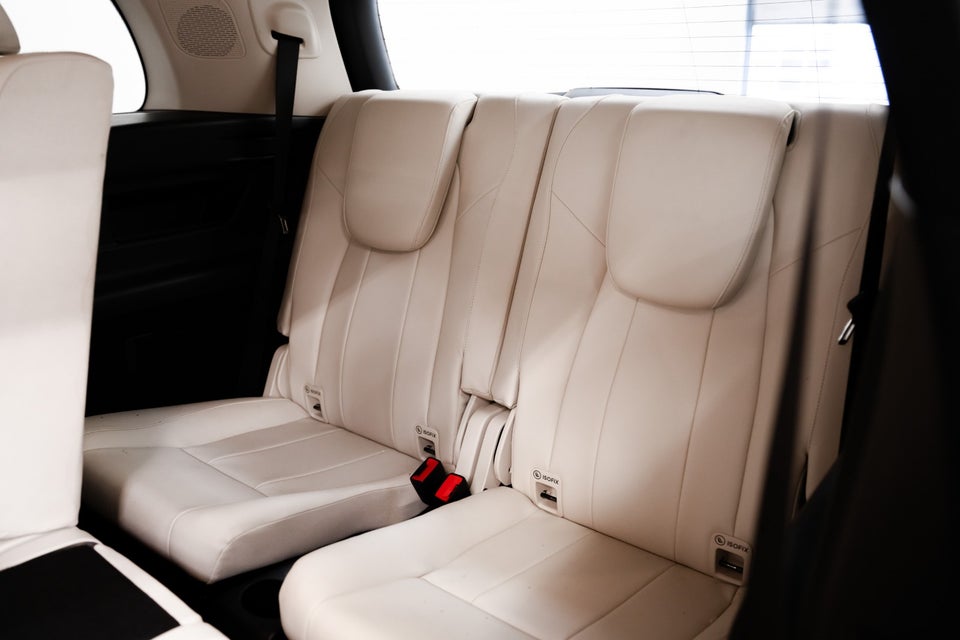 Mercedes EQB300 4Matic 7prs 5d