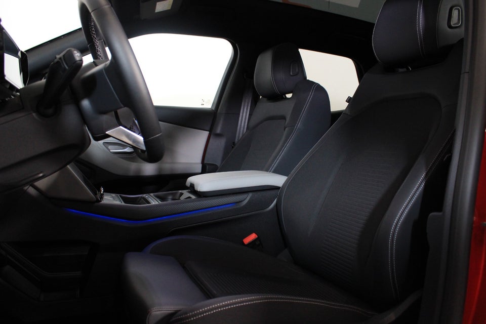 Ford Explorer 84 Premium Extended Range AWD 5d