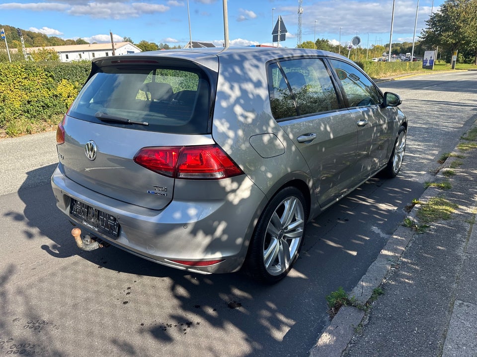 VW Golf VII 1,6 TDi 110 Comfortline BMT 5d