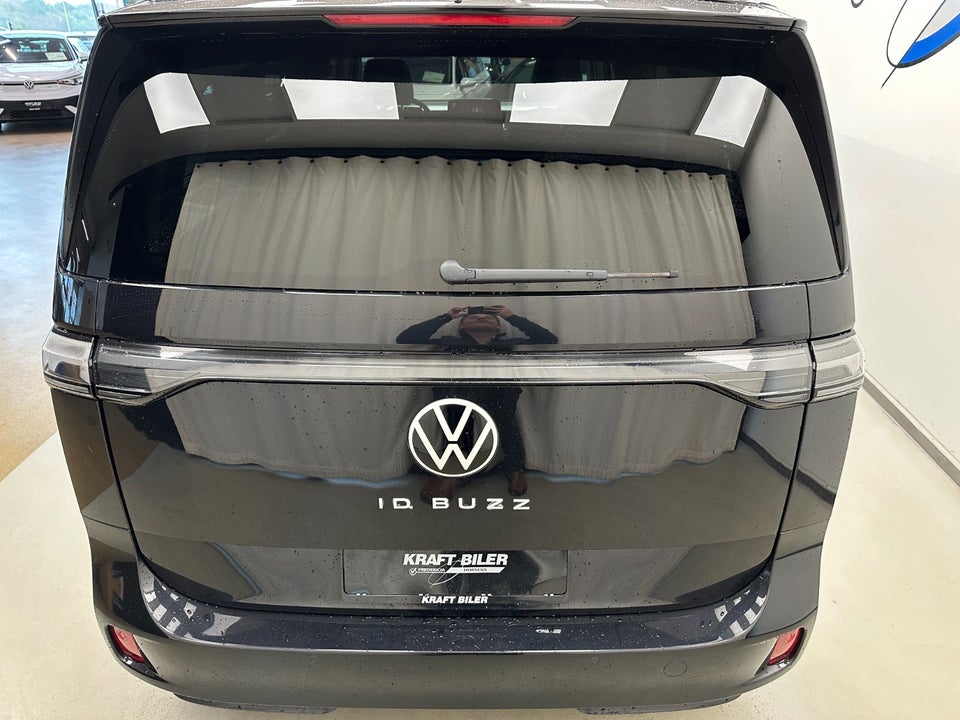 VW ID.Buzz 77 Pro SWB 5d