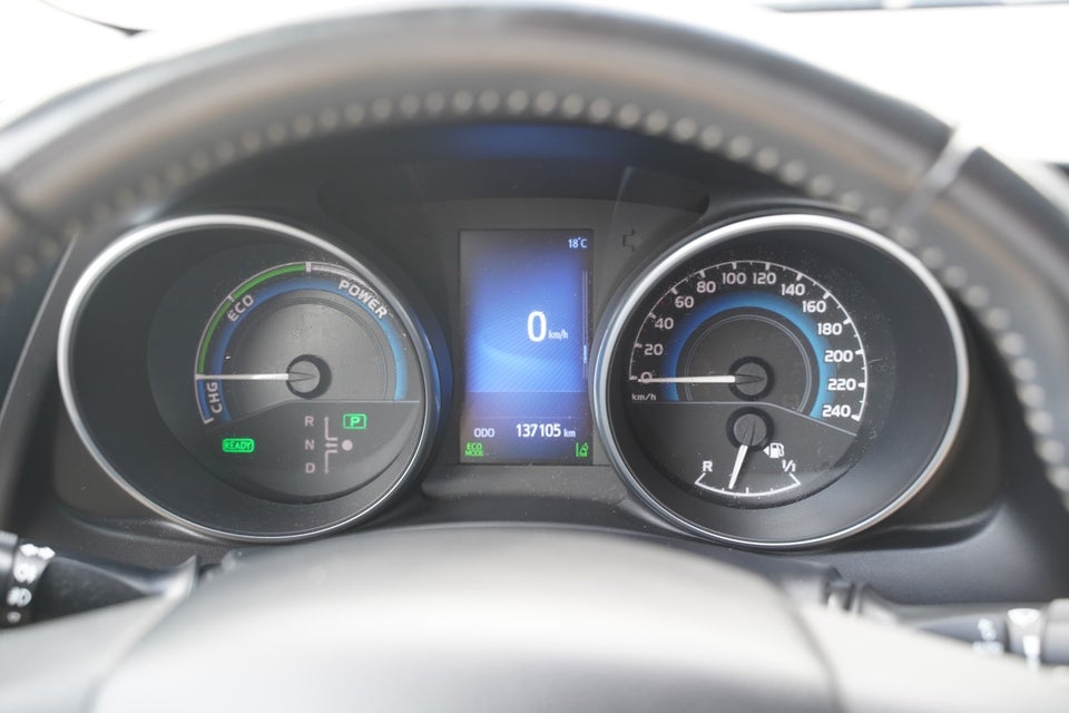 Toyota Auris 1,8 Hybrid H2 Comfort Touring Sports CVT 5d
