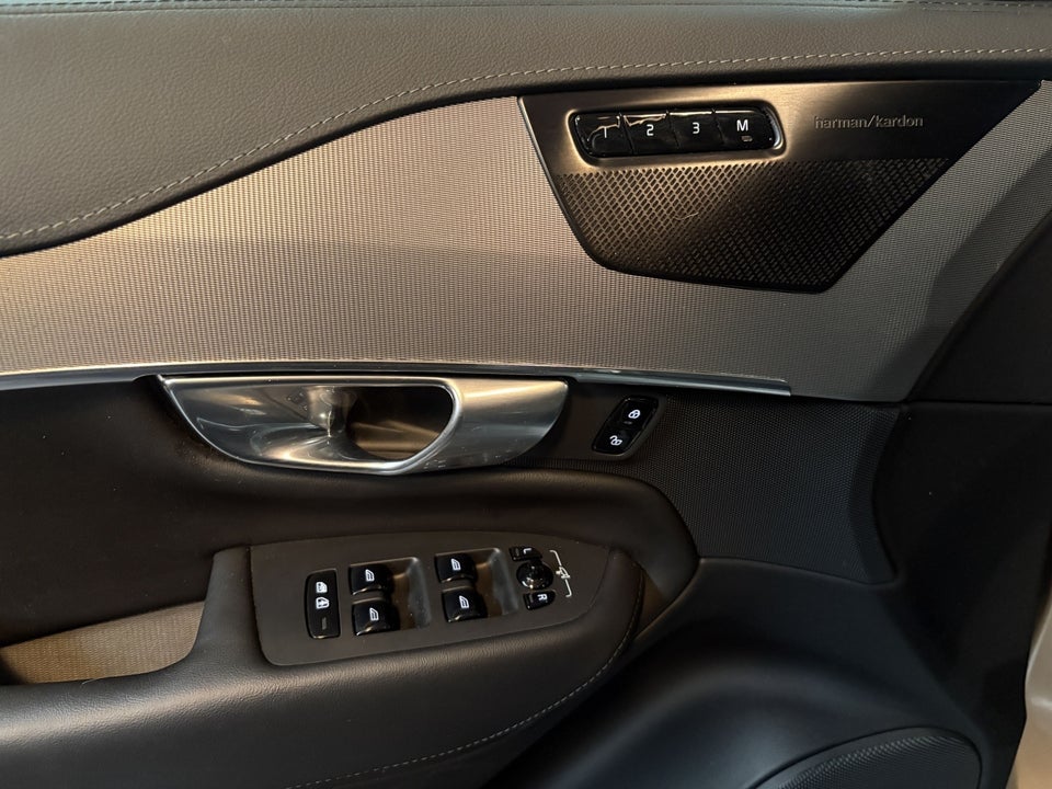 Volvo XC90 2,0 T8 ReCharge Plus Bright aut. AWD 7prs 5d