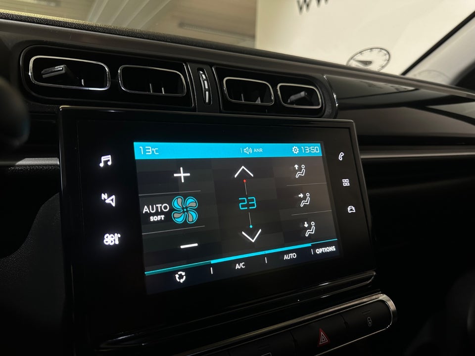 Citroën C3 1,2 PureTech 110 SkyLine EAT6 5d