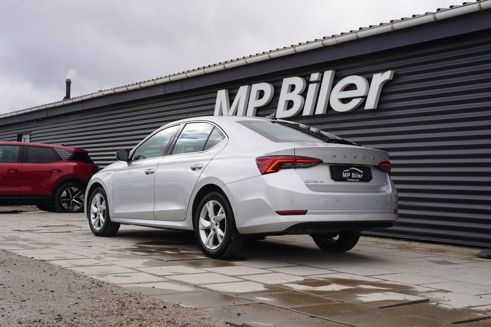 Skoda Octavia 1,4 TSi iV Plus DSG 5d