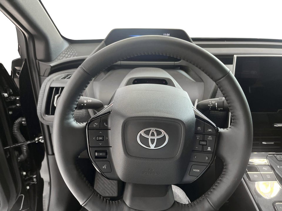 Toyota bZ4X Executive 5d