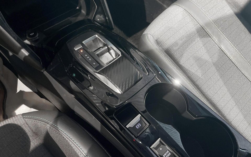 Peugeot e-208 50 Allure 5d