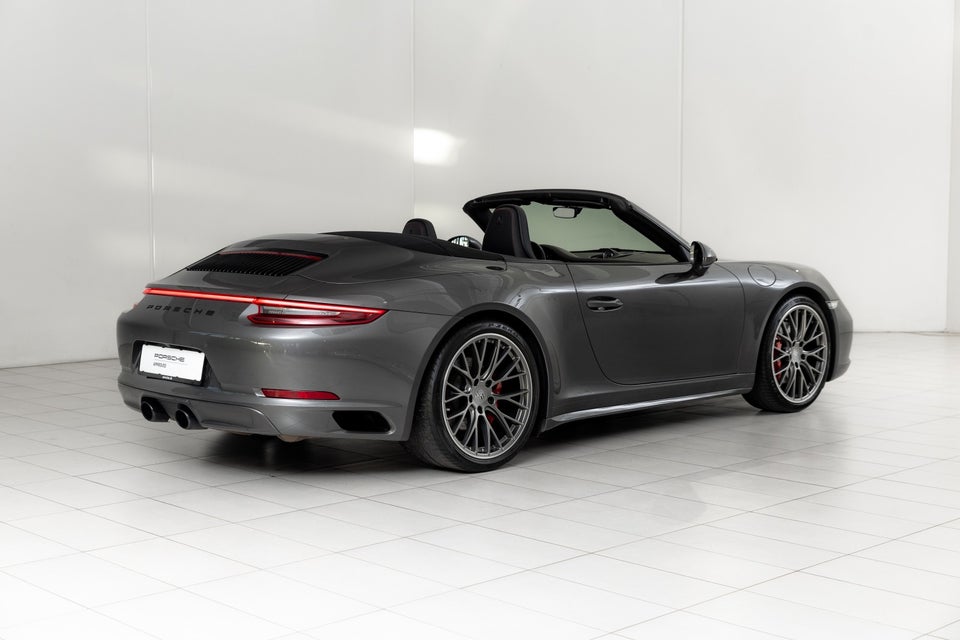 Porsche 911 Carrera 4S 3,0 Cabriolet PDK 2d