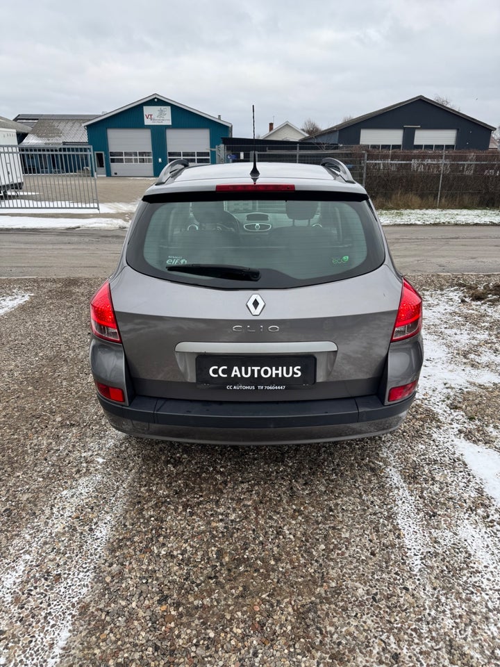 Renault Clio III 1,2 16V Sport Tourer 5d