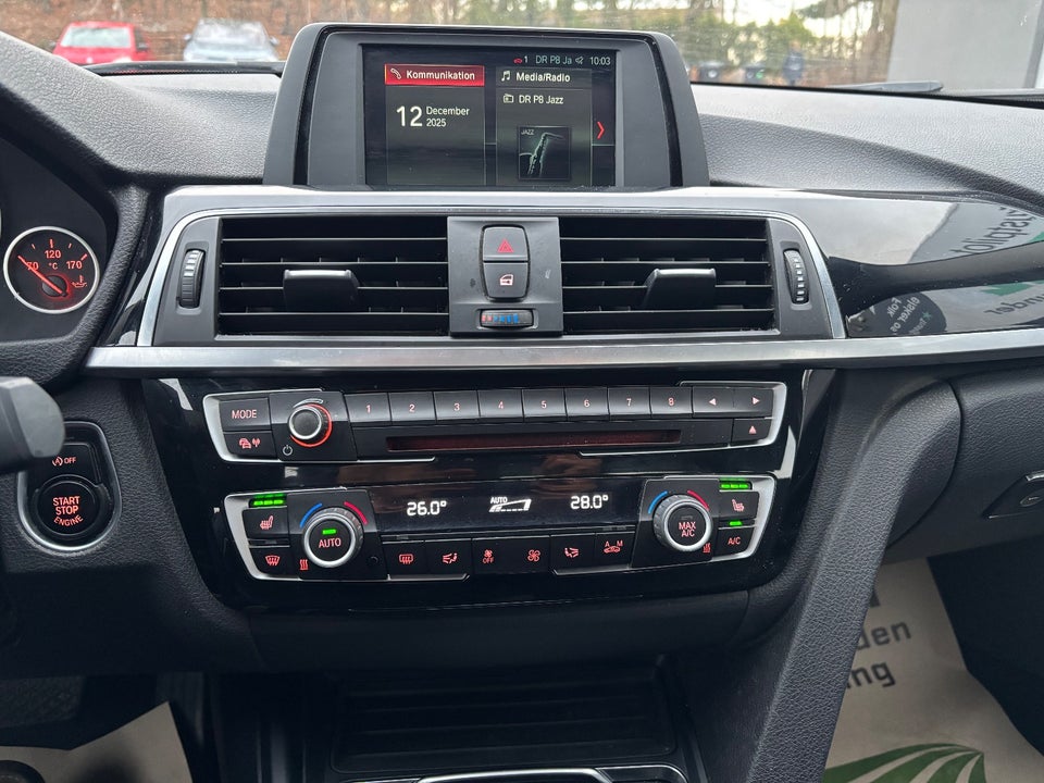 BMW 320i 2,0 aut. 4d