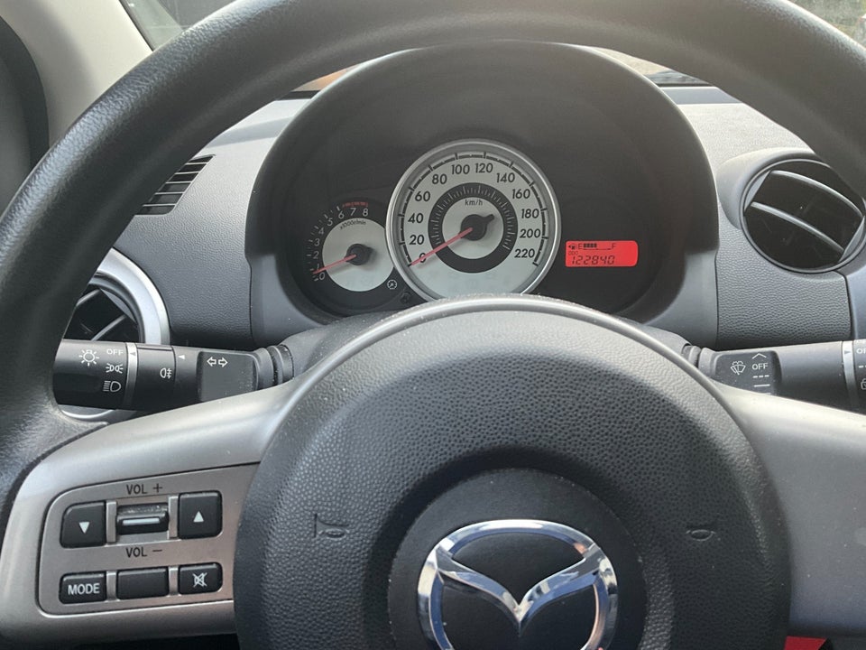 Mazda 2 1,3 Advance 5d