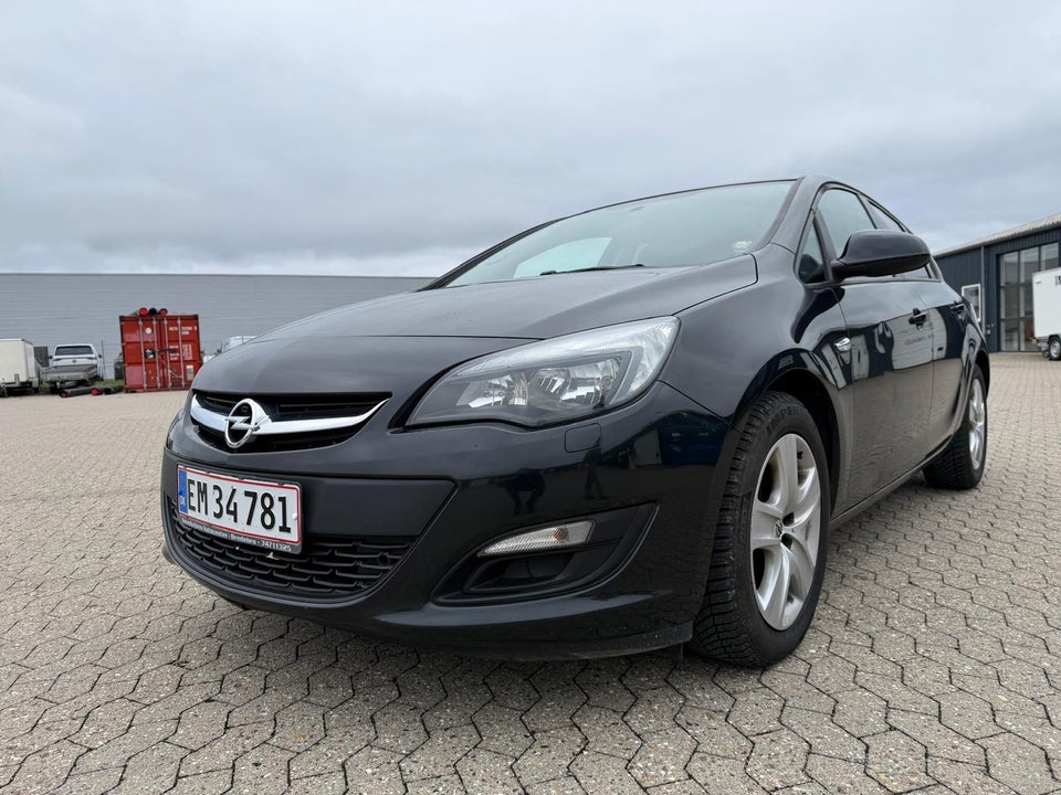 Opel Astra 1,4 100 Enjoy 5d