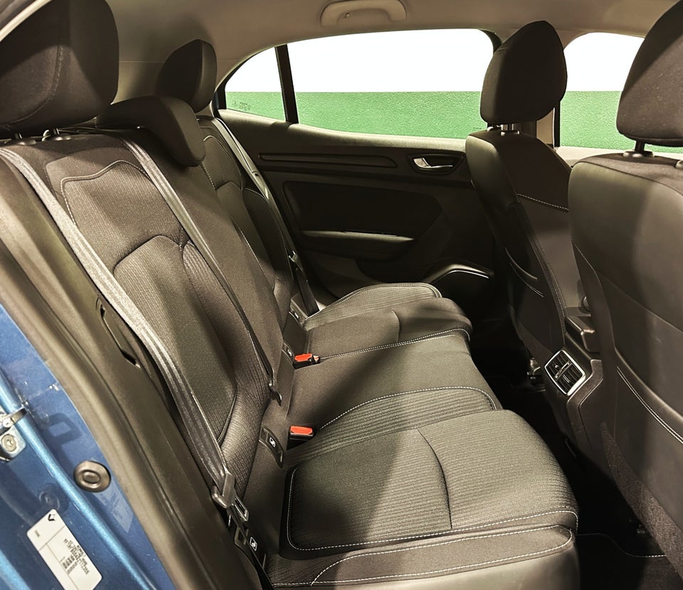 Renault Megane IV 1,3 TCe 140 Zen EDC 5d